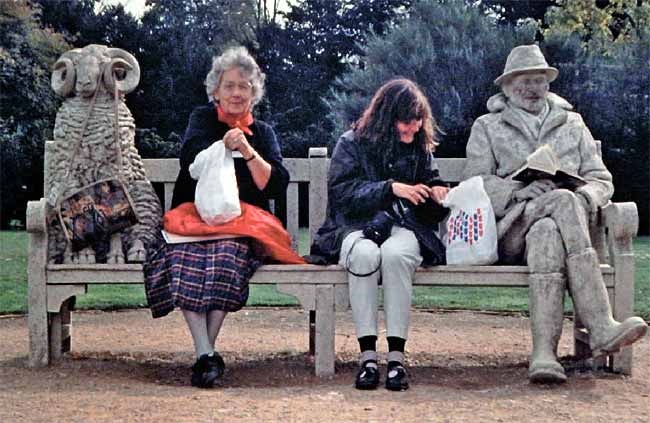 Rosalys with Elain Harwood at Rufford Abbey.