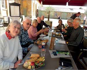 Thoroton Society members on the Oxford excursion enjoy lunch at Blenheim Palace.